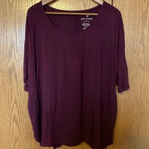 American eagle soft and sexy tees. Maroon colour